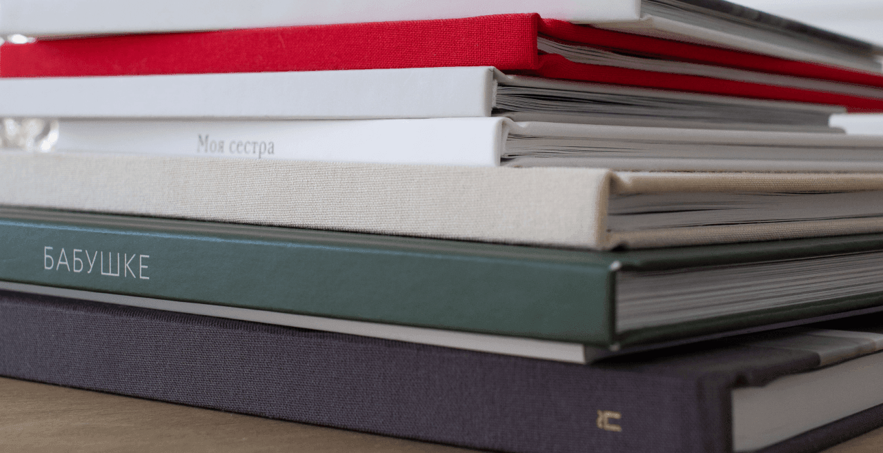 Коллекция фотокниг: как клиентка собрала библиотеку из 50 фотокниг